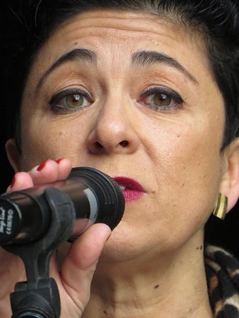 S&iacute;lvia Planas, directora del Museu d'Hist&ograve;ria, durant la inauguraci&oacute; de l'exposici&oacute;