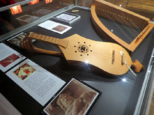 Exposici&oacute; 'Despertant instruments adormits' a la Casa de Cultura de Girona