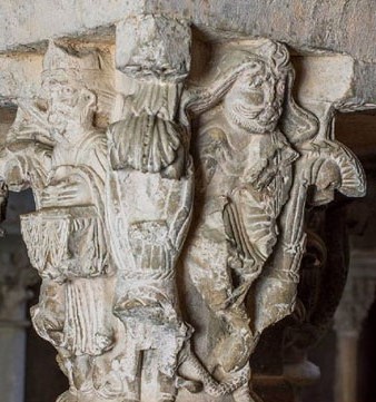 Capitell del claustre del monestir de Sant
Pere de Galligants on s�hi representa un m&uacute;sic tocant una f&iacute;dula