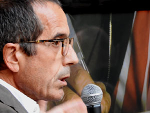 Presentaci&oacute; de 'H&egrave;lios. Contra la dictadura amb humor' de Pius Pujades
