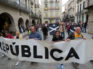 Manifestaci&oacute; 'Fem fora al rei espanyol de Girona'