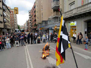 Manifestaci&oacute; 'Fem fora al rei espanyol de Girona'