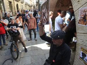 Manifestaci&oacute; contra l'acte de la Fundaci&oacute; Princesa de Girona
