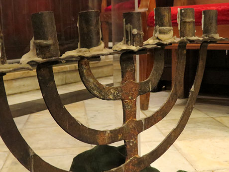 Dia de la Mem&ograve;ria de l'Holocaust i la Prevenci&oacute; dels Crims contra la Humanitat al Sal&oacute; de Plens de l'Ajuntament de Girona
