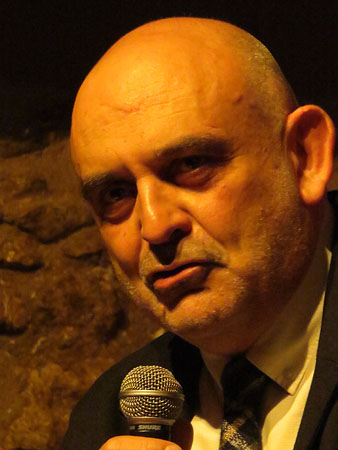 L'escriptor Josep Maria Fonalleras durant el seu parlament
