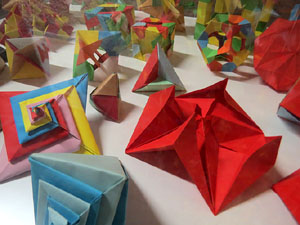 Origami. Exposici&oacute; de Jordi Pericot al Centre C&iacute;vic de Santa Eug&egrave;nia de Ter - Can Ninetes