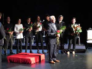 Representaci&oacute; de 'El Pessebre g&ograve;tic de Girona' de Josep Tarr&eacute;s a la sala La Planeta