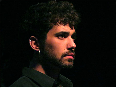 Representaci&oacute; de 'El Pessebre g&ograve;tic' homenatge a Josep Tarr&eacute;s. Sala La Planeta, dissabte 28 de setembre 2019