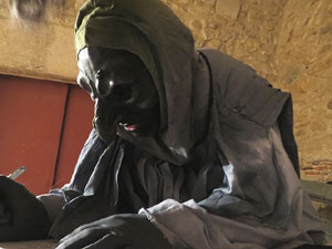 Presentaci&oacute; del conte 'Els enigmes del Beatusaure i la Bruixa de la Catedral'  al soterrani de la Catedral de Girona