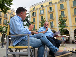 Presentaci&oacute; 'Paraula de jueu' de Mart&iacute; Gironell, a la pla&ccedil;a de la Independ&egrave;ncia