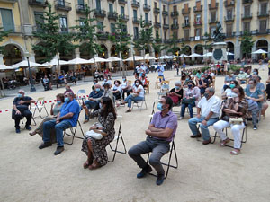 Presentaci&oacute; 'Paraula de jueu' de Mart&iacute; Gironell, a la pla&ccedil;a de la Independ&egrave;ncia