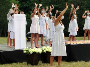 Homenatge en record de les v&iacute;ctimes de la Covid-19 al Parc de les Ribes del Ter