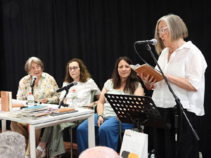Presentaci&oacute; de 'Vinc de molt lluny' d'Isabel Oliva