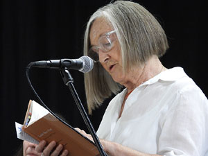Presentaci&oacute; de 'Vinc de molt lluny' d'Isabel Oliva