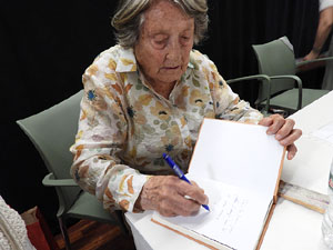 Presentaci&oacute; de 'Vinc de molt lluny' d'Isabel Oliva