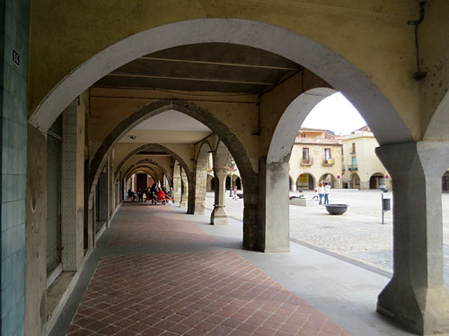La pla&ccedil;a de la Vila