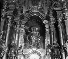 Detall del retaule de l'esgl&eacute;sia del monestir de Santa Maria d'Amer. 1931