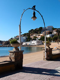 Sant Feliu de Gu&iacute;xols. Passeig del mar i platja