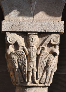 Capitell procedent de Santa Maria de Besal&uacute;. El Conventet, Pedralbes, Barcelona
