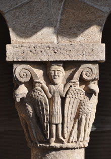Capitell procedent de Santa Maria de Besal&uacute;. El Conventet, Pedralbes, Barcelona