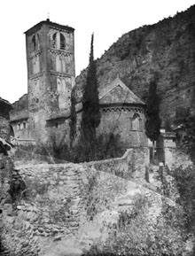 L'esgl&egrave;sia de Sant Crist&ograve;fol de Beget. Ca. 1900