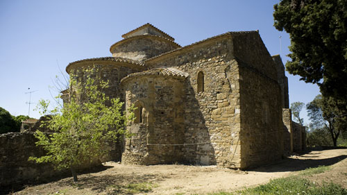 Monestir rom&agrave;nic de Sant Miquel de Cru&iuml;lles