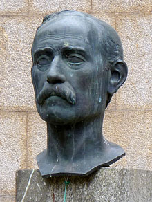 Monument a Pep Ventura. Detall del bust