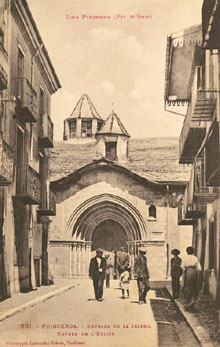Entrada de l'esgl&eacute;sia de Santa Maria. 1900-1930