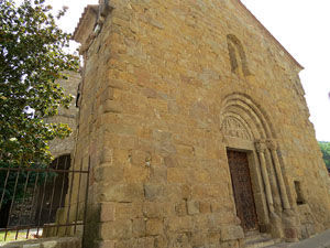 Sant Joan de les Abadesses. L'esgl&eacute;sia de Sant Pol