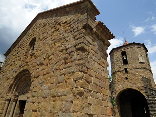 Esgl&eacute;sia de Sant Pol, edificada al segle XII