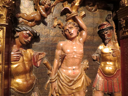 Retaule de Sant Sebasti&agrave;. Detall. Fusta policromada. Segle XVI. 220 x 145 x 23,5 cm