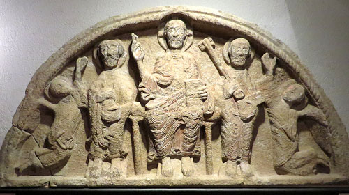 Timp&agrave; de l'esgl&eacute;sia de Sant Pol. Segle XII. A l'esgl&eacute;sia s'hi mostra una r&egrave;plica exacta