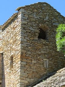 L'esgl&eacute;sia de Sant Mart&iacute; d'Ogassa