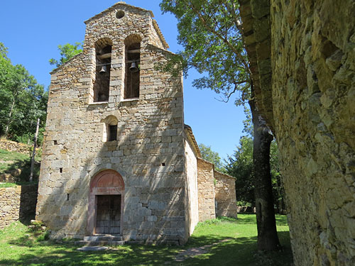 Fa&ccedil;ana de l'esgl&eacute;sia de Sant Mart&iacute; d'Ogassa