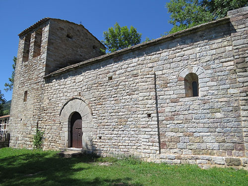 Fa&ccedil;ana de l'esgl&eacute;sia de Sant Mart&iacute; de Surroca